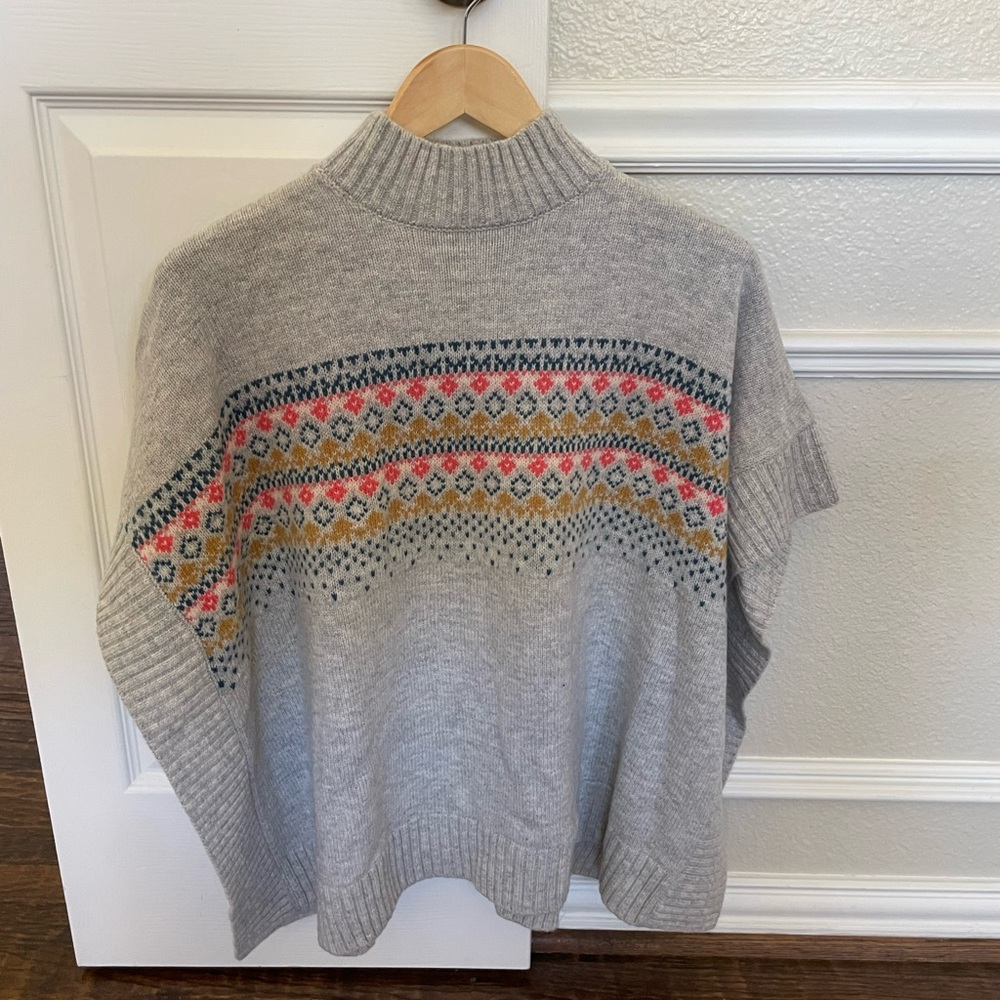 Cyrillus girls 14/16 sweater poncho.  NWT